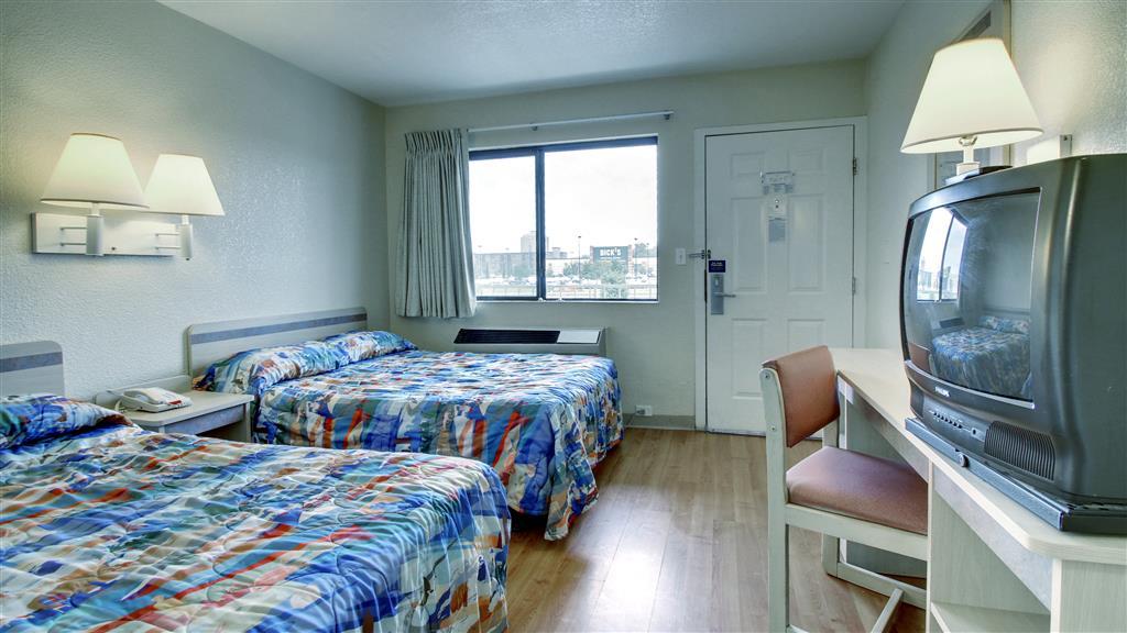 Motel 6 Manhattan Kansas Room photo